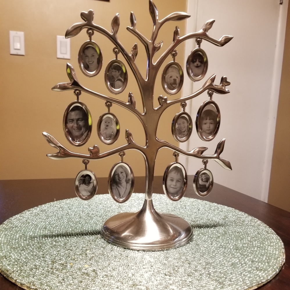 Family Tree Picture Frame Stand.